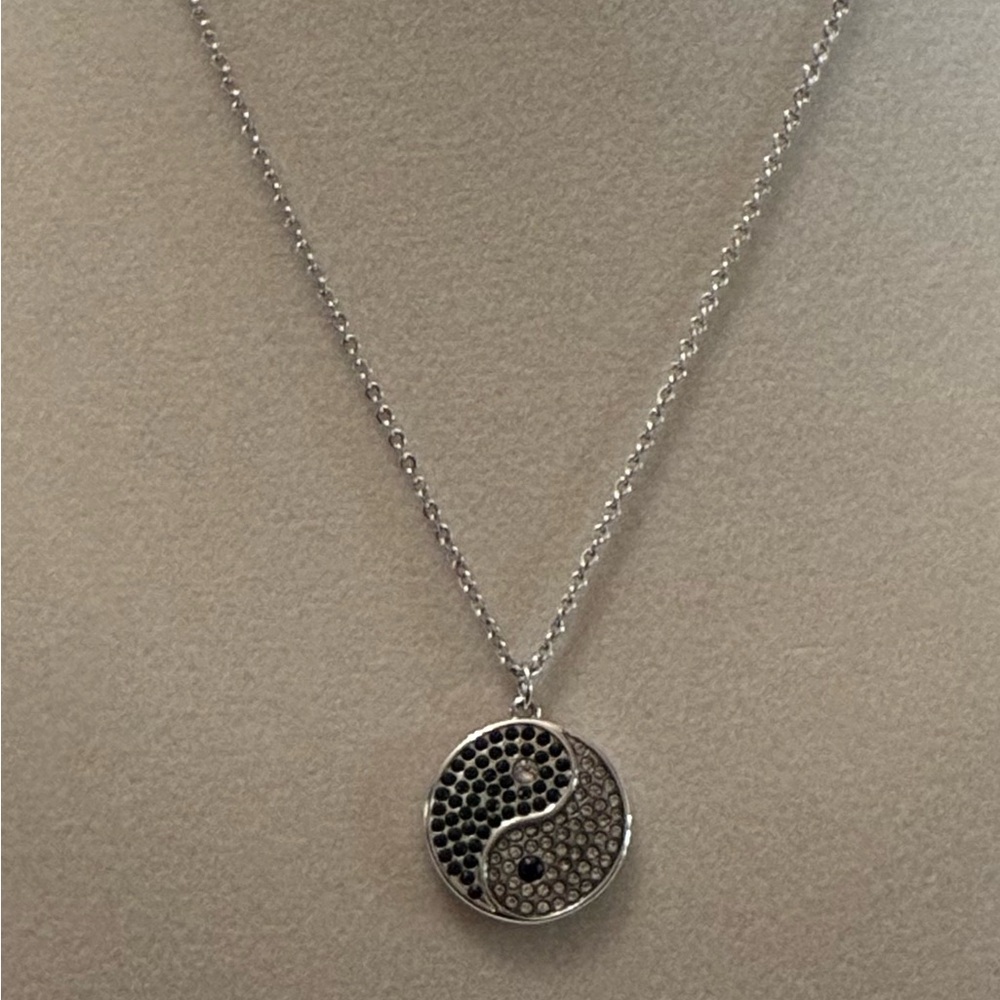Touchstone Crystal by Swarovski Necklace - Picture 3 of 3
